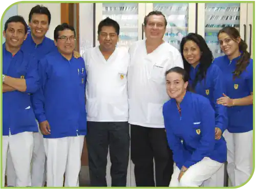 Dra. Gabriela Lourdes Cuadros Jablinski llevando Pos Grado Ortodoncia y Ortopedia Maxilar